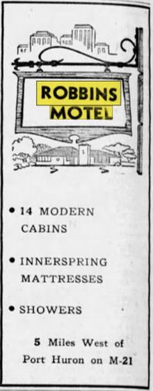 Blue Water Motel (Robbins Motel & Gift Shop) - June 1950 Cabins